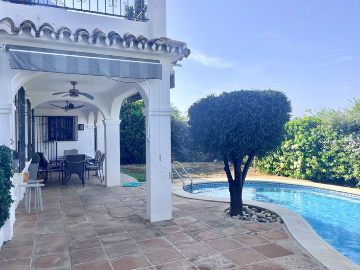 Image No.6-4 Bed Semi-Detached for sale