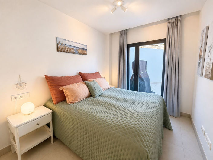 Image No.14-3 Bed Apartment for sale