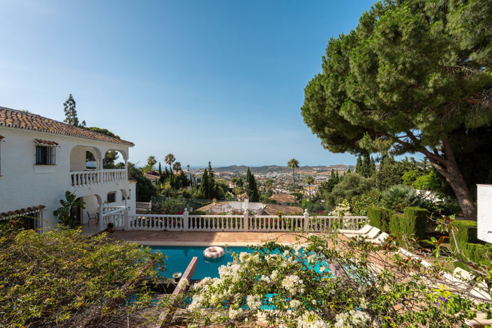 Image No.20-6 Bed Villa for sale