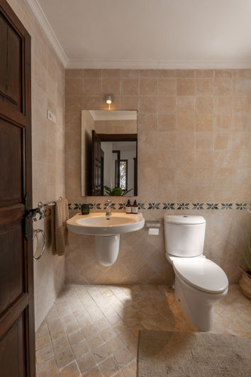 Image No.39-6 Bed Villa for sale