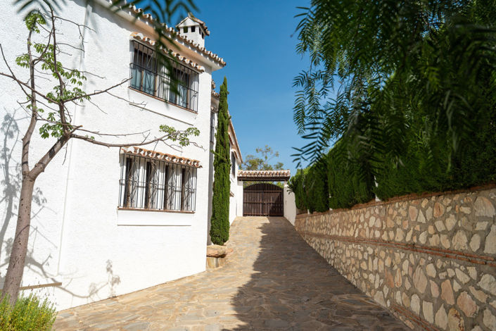 Image No.44-6 Bed Villa for sale