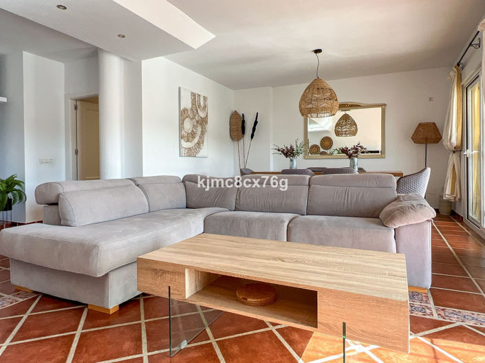 Image No.6-4 Bed Townhouse for sale