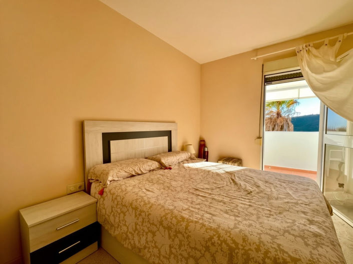 Image No.11-2 Bed Apartment for sale