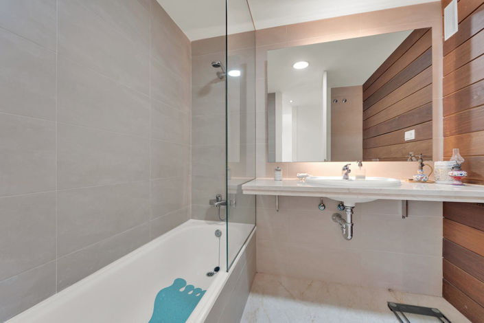 Image No.11-3 Bed Apartment for sale