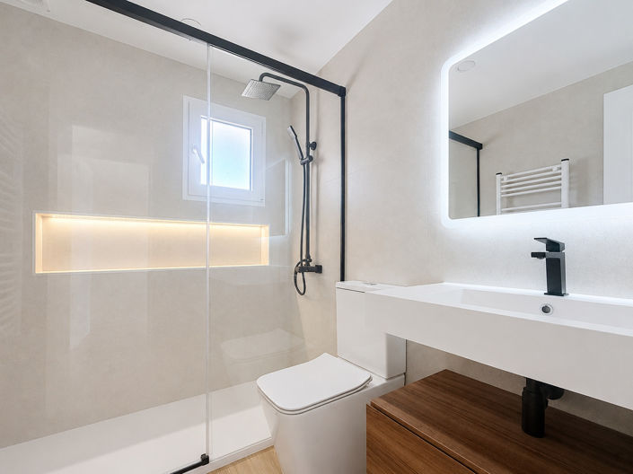 Image No.11-2 Bed Apartment for sale