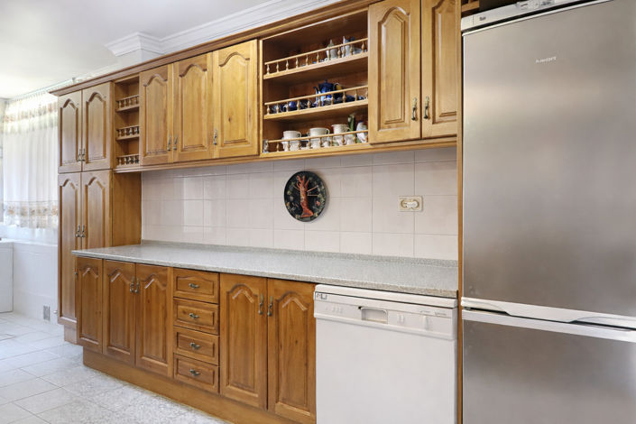 Image No.14-3 Bed Apartment for sale