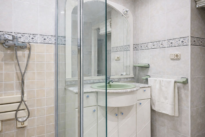 Image No.24-3 Bed Apartment for sale