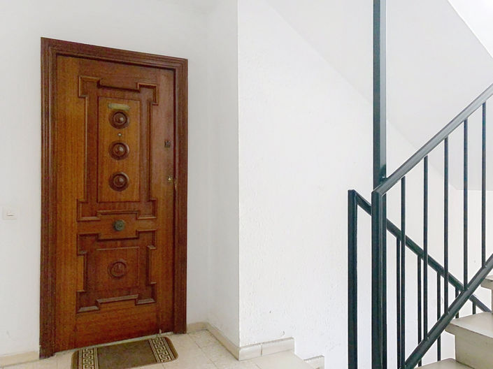 Image No.31-3 Bed Apartment for sale
