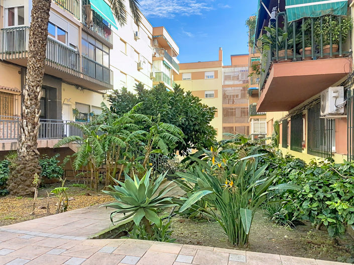 Image No.33-3 Bed Apartment for sale