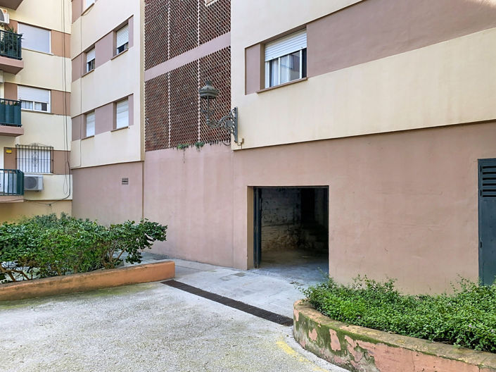 Image No.34-3 Bed Apartment for sale
