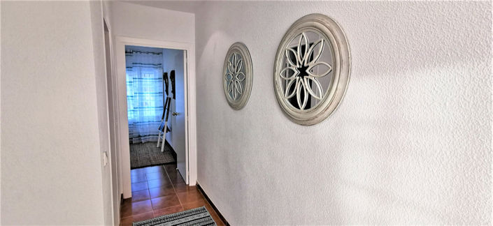 Image No.18-2 Bed Townhouse for sale