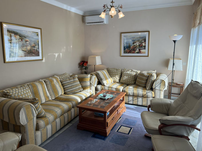 Image No.17-3 Bed Townhouse for sale