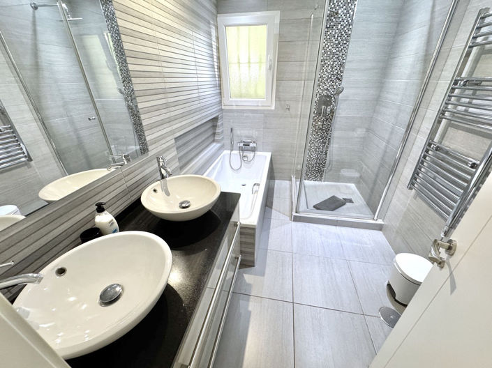 Image No.16-6 Bed Villa for sale