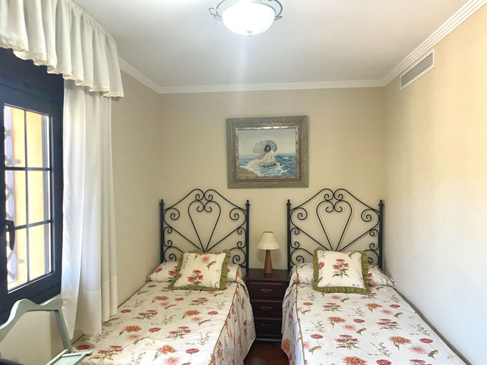 Image No.21-5 Bed Villa for sale