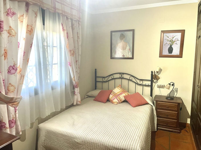 Image No.22-5 Bed Villa for sale
