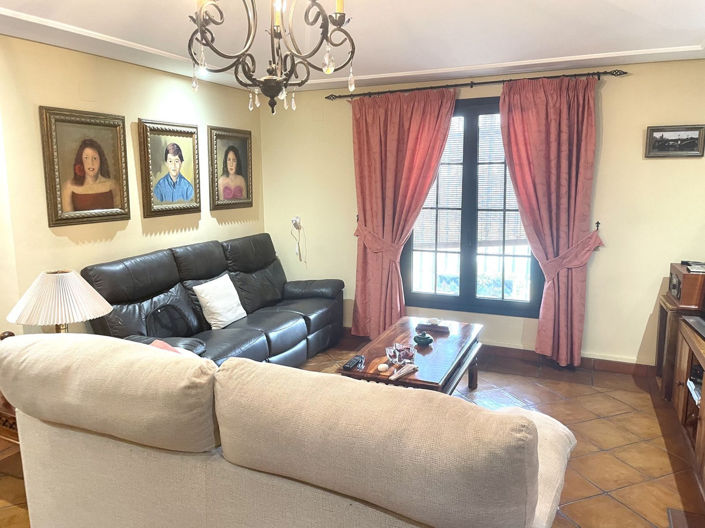 Image No.29-5 Bed Villa for sale