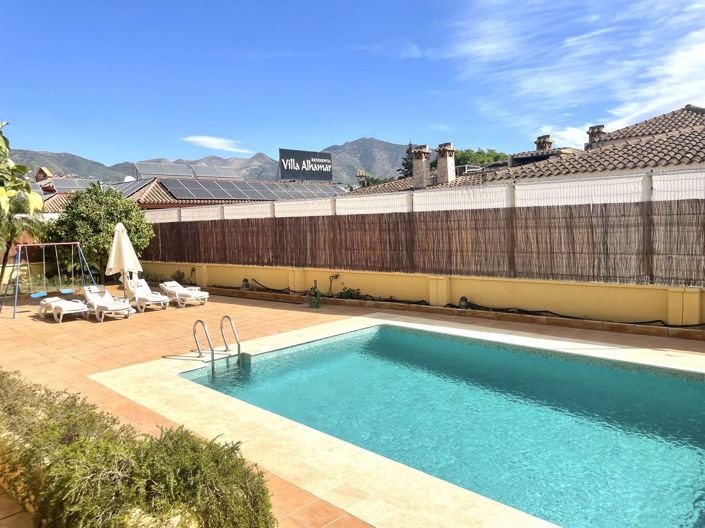 Image No.32-5 Bed Villa for sale