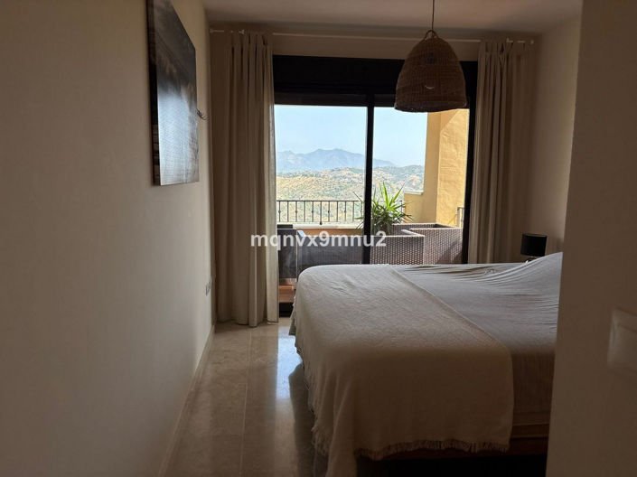 Image No.21-2 Bed Apartment for sale