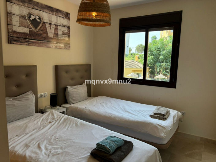 Image No.32-2 Bed Apartment for sale