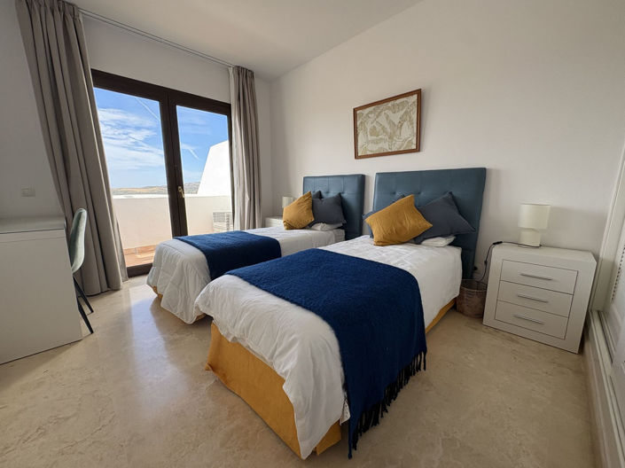 Image No.10-3 Bed Apartment for sale