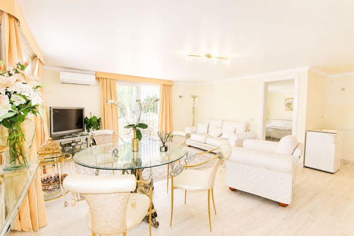 Image No.42-Villa de 4 chambres à vendre à Elviria