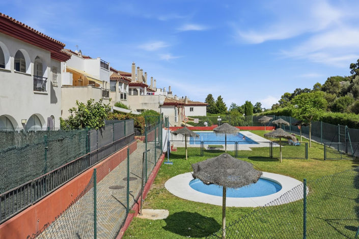 Image No.20-2 Bed Apartment for sale