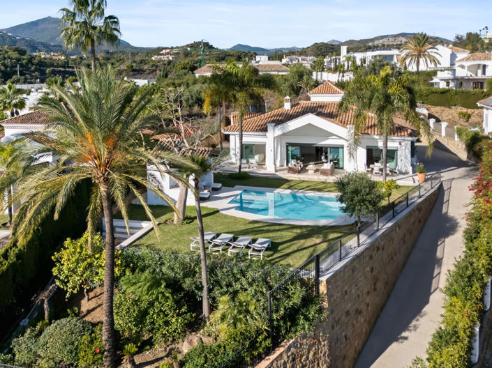 Image No.2-4 Bed Villa for sale