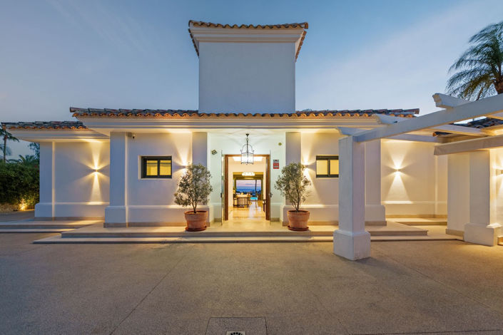 Image No.42-4 Bed Villa for sale