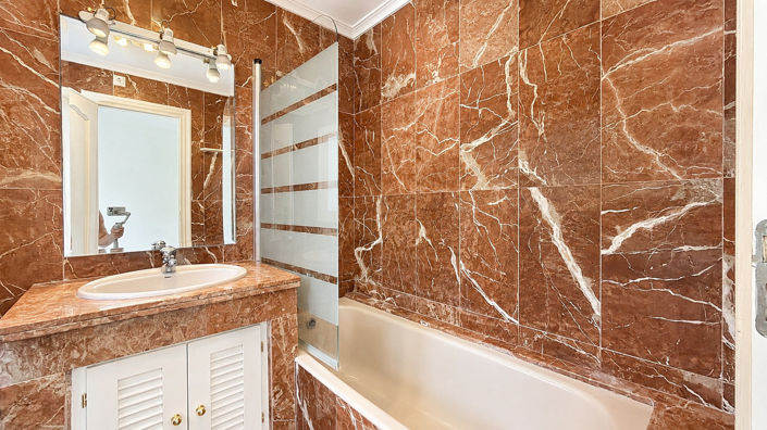 Image No.29-4 Bed Apartment for sale