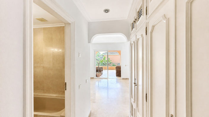 Image No.30-4 Bed Apartment for sale