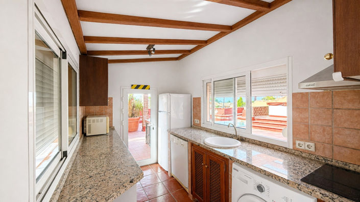 Image No.47-4 Bed Apartment for sale