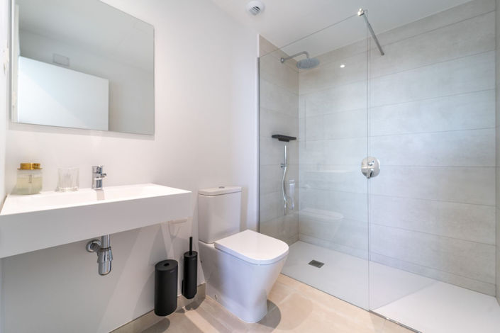 Image No.20-4 Bed Apartment for sale