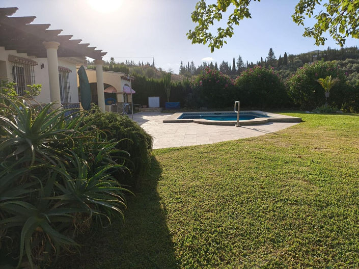 Image No.36-3 Bed Finca for sale