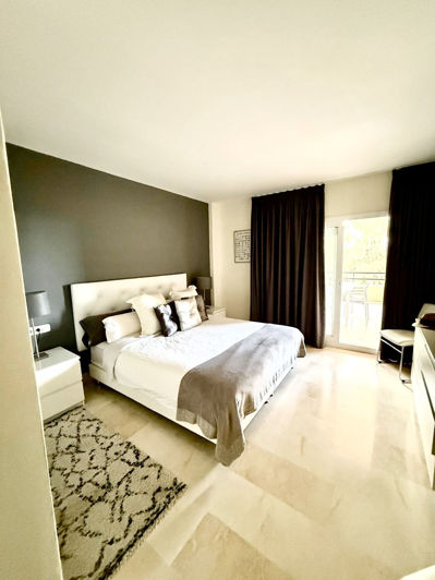 Image No.4-3 Bed Apartment for sale