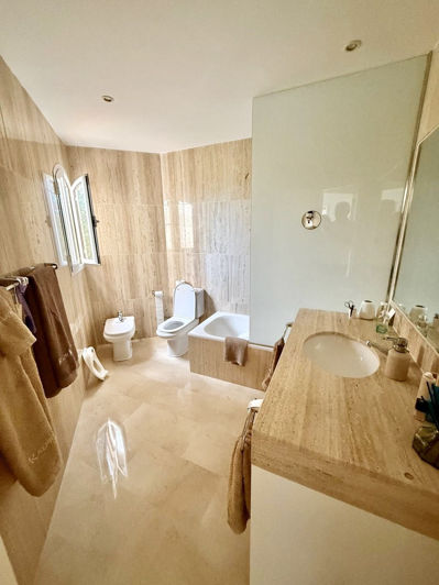 Image No.7-3 Bed Apartment for sale