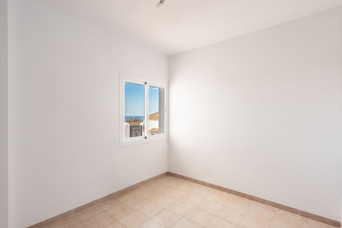 Image No.8-5 Bed Villa for sale