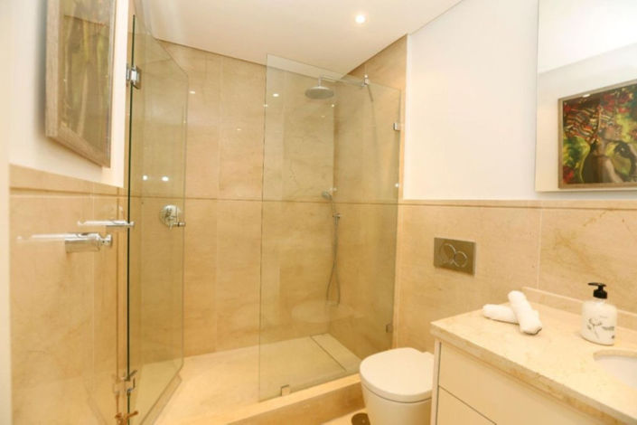 Image No.15-3 Bed Townhouse for sale