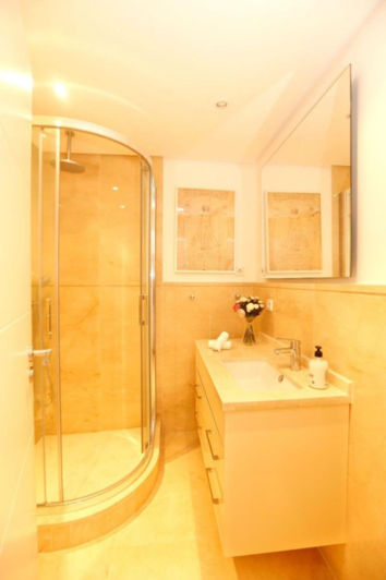 Image No.17-3 Bed Townhouse for sale