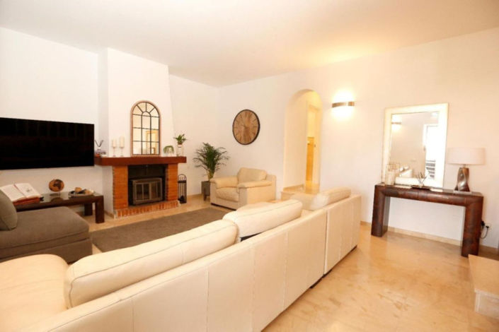 Image No.4-3 Bed Townhouse for sale