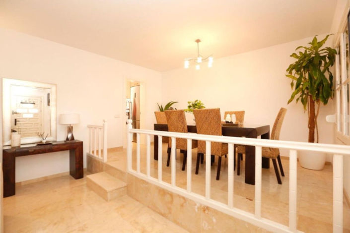Image No.5-3 Bed Townhouse for sale