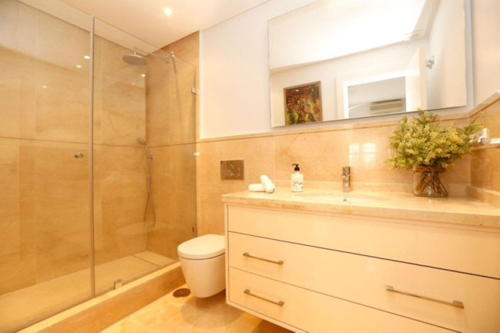 Image No.9-3 Bed Townhouse for sale