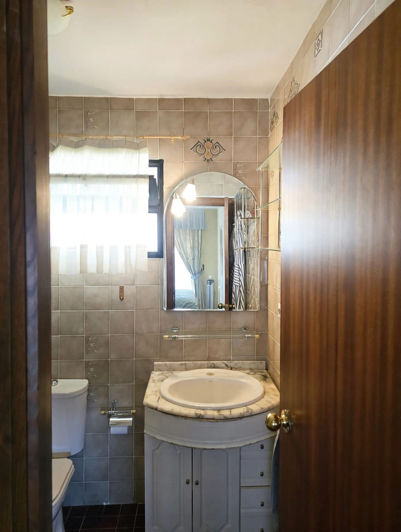 Image No.10-1 Bed Apartment for sale