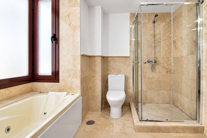 Image No.17-3 Bed Semi-Detached for sale
