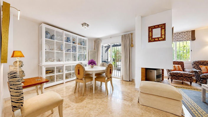 Image No.12-3 Bed Townhouse for sale