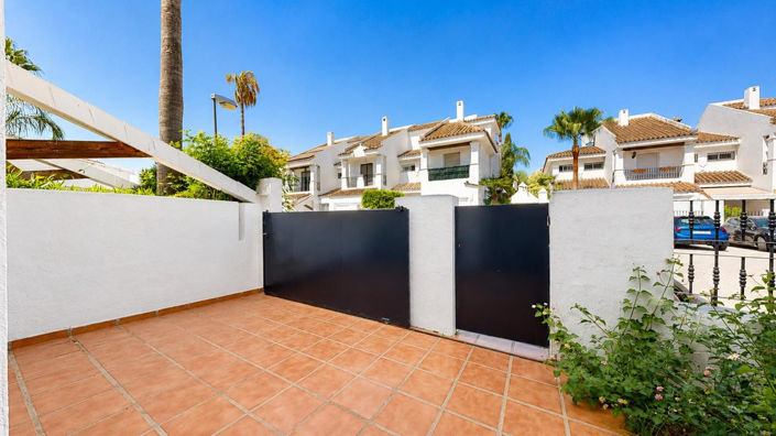 Image No.36-3 Bed Townhouse for sale