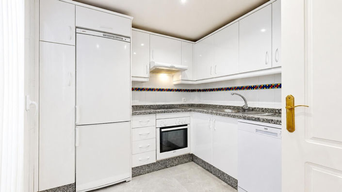Image No.5-3 Bed Townhouse for sale