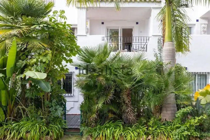 Image No.51-3 Bed Townhouse for sale