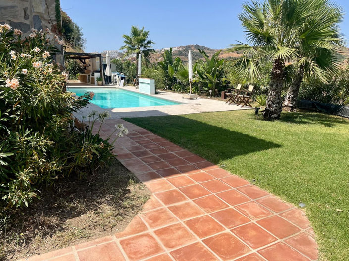 Image No.30-5 Bed Villa for sale