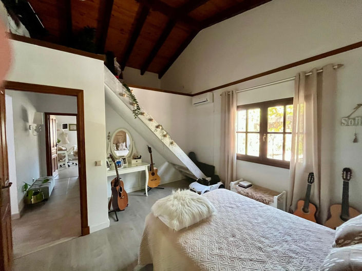 Image No.42-5 Bed Villa for sale