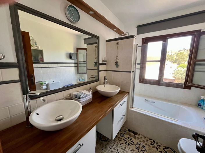 Image No.49-5 Bed Villa for sale